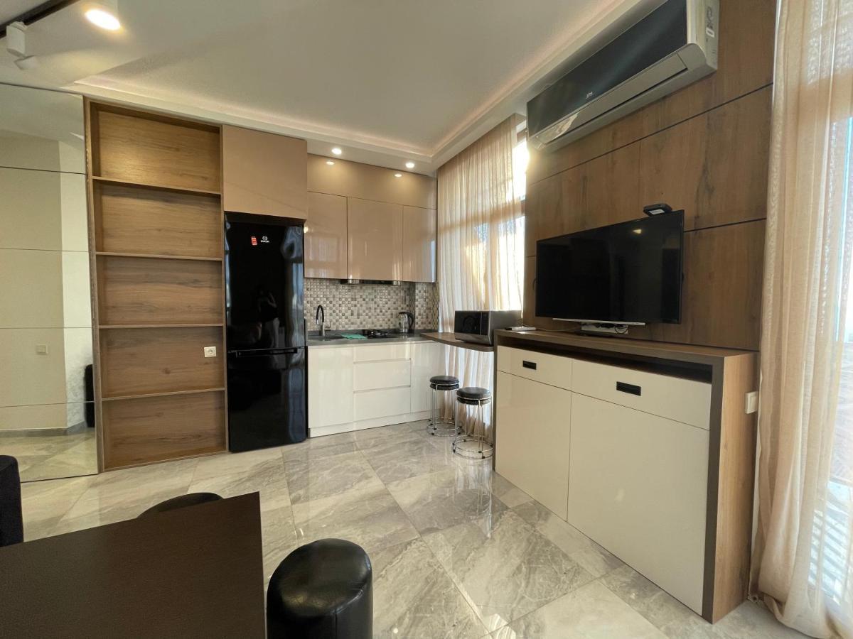 Apartments At Like House Batumi Exterior photo